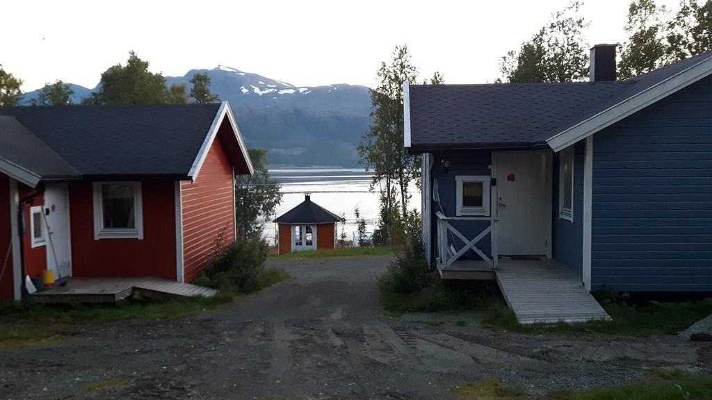 Svensby Tursenter Hotel Exterior photo
